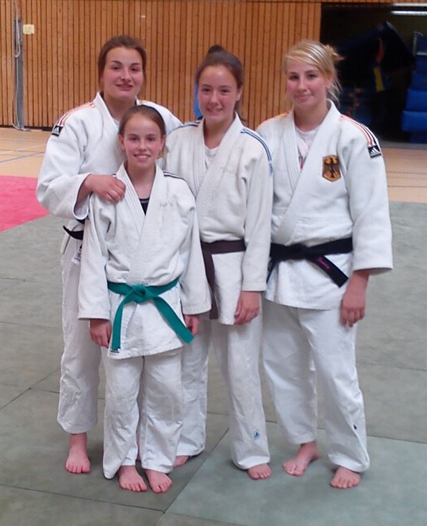 Ippon Girls Rebecca Jenny